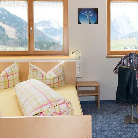 アパート Madlener *