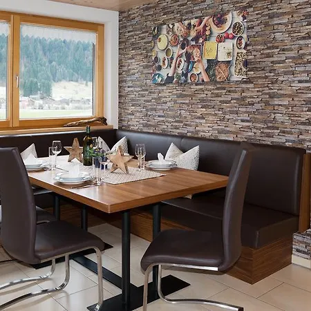 アパート Madlener