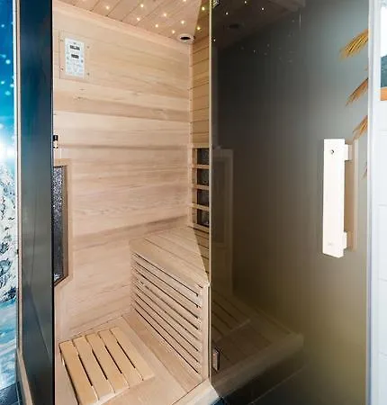 アパート Madlener *