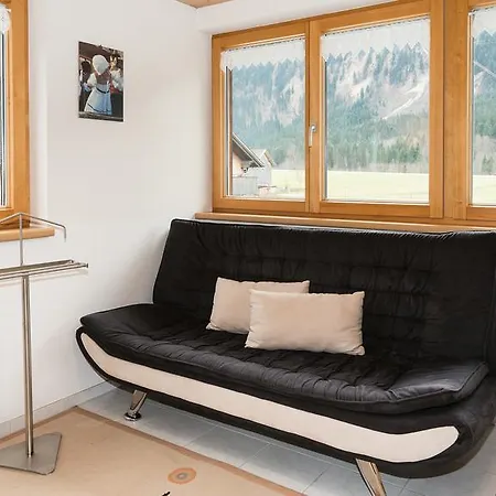 Madlener アパート ショペルナウ